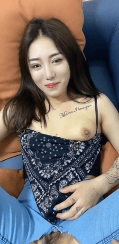 มองหน้าสวย ๆ ใส่ก็เลยจับขาเย็ดสด มองหน้าสวย ๆ ใส่ก็เลยจับขาเย็ดสด