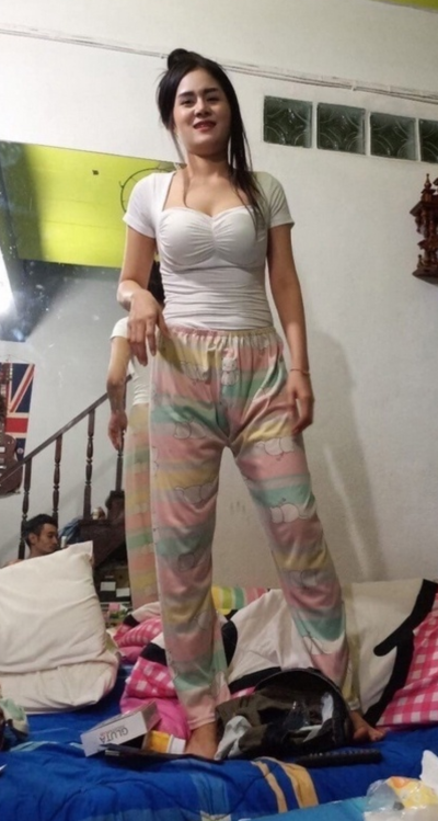 สงสัยอากาศจะร้อน รอน้ำใช่ไหม