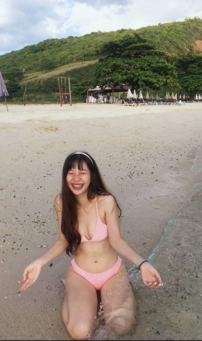 จับแฟนใส่ชุดเมดคอสเพลย์แล้วเย็ดคาชุด
