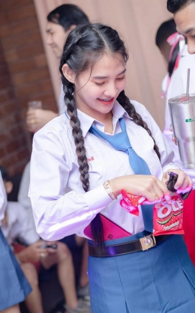 ไลฟ์สดโชว์เสียวหาเงินค่าเช่าห้อง ไลฟ์สดโชว์เสียวหาเงินค่าเช่าห้อง