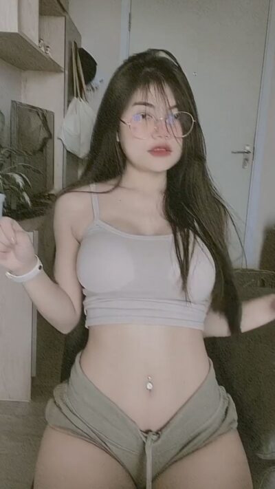 คลิปหลุดOnlyfans Amam7078 น้องแอมลีลาเด็ดๆร่อนเอวโครตดีจับเย็ดในอ่างซอยหีโครตดี