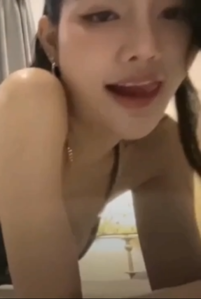 Mlive คลิปหลุดล็อคห้องก็เปลื่ยนชุดหน้าไลฟ์แค่นี้ก็แข็งแล้ว พอเต้นยั่วลูบหีนี้โครดเสียวน่าเย็ดเหลือเกินเด็ดจัด Mlive คลิปหลุดล็อคห้องก็เปลื่ยนชุดหน้าไลฟ์แค่นี้ก็แข็งแล้ว พอเต้นยั่วลูบหีนี้โครดเสียวน่าเย็ดเหลือเกินเด็ดจัด