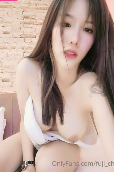 Onlyfans Fuji_chan น้องฟูจิได้พี่เทพคนใหม่ โดนชวนมาเอ้าดอร์ในรถโดจับเย็ดอย่างเสียวน้ำแตกสบายตัว